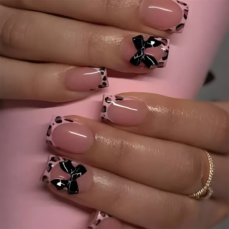 24 stuks korte vierkante kop F - Nail Art Full Design recensie en prijs